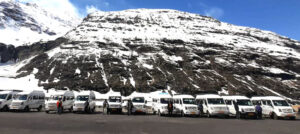 manali to leh taxi service